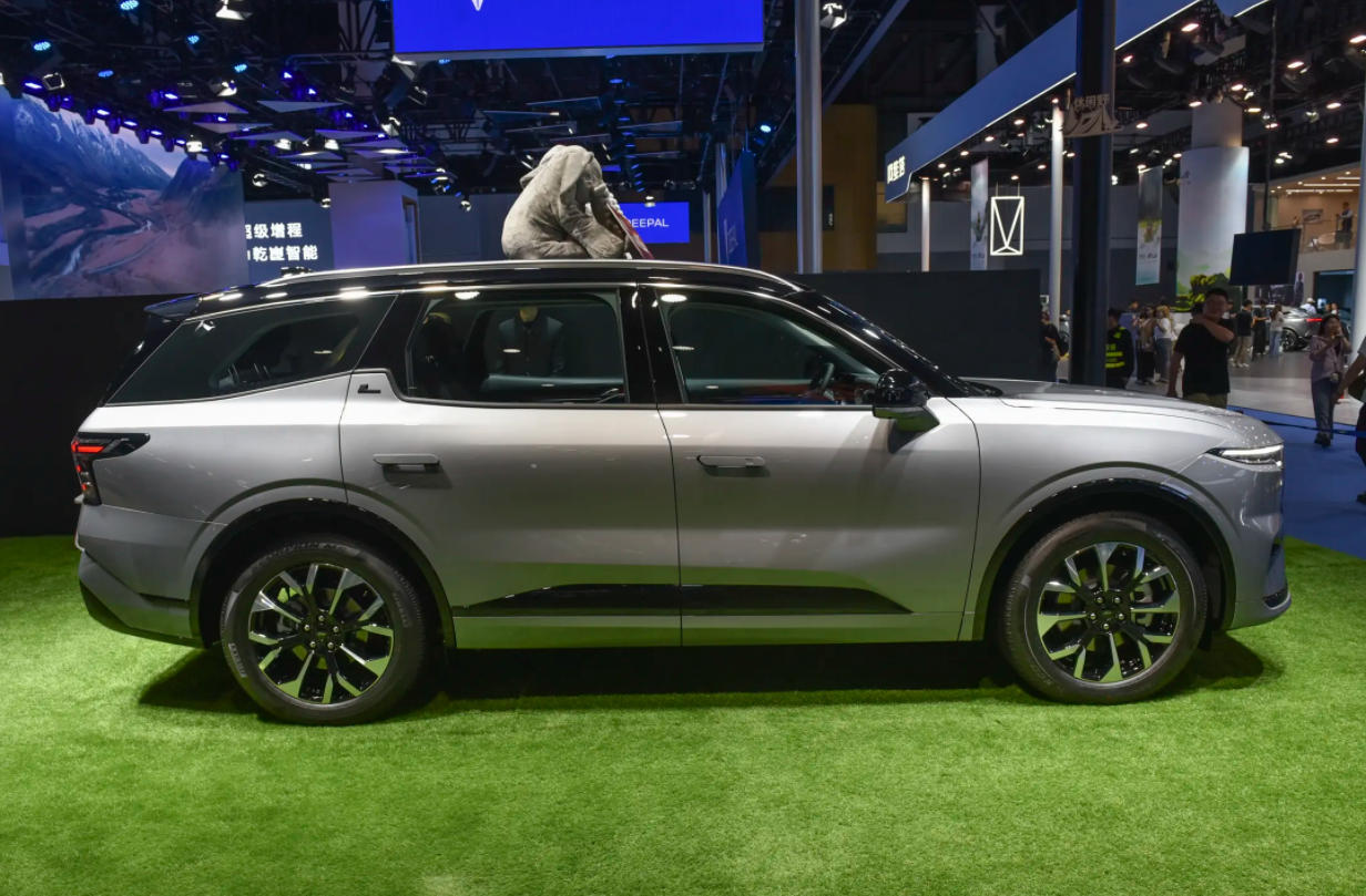 长途出行哪种车更省油,插混、大电池增程、油混怎么选