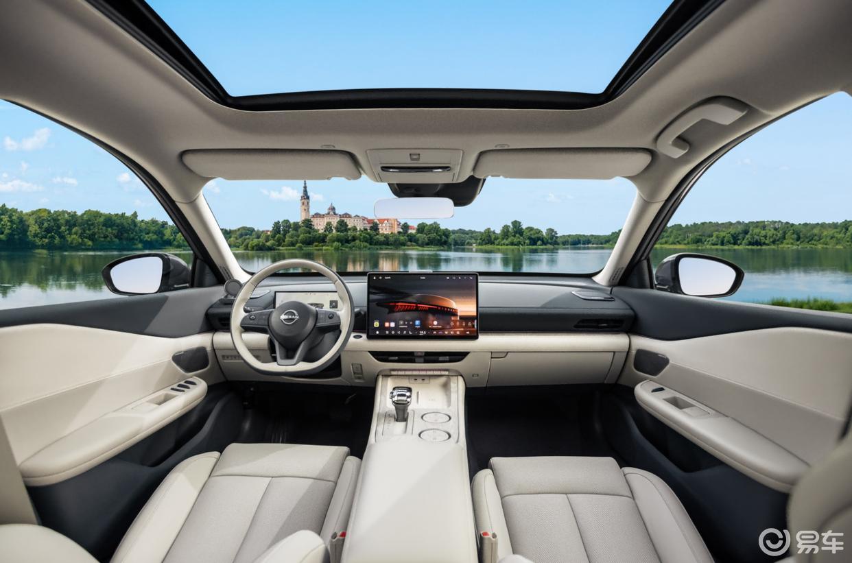 鸿蒙座舱首次登陆燃油车！拥抱智能化，油电双强不是梦？