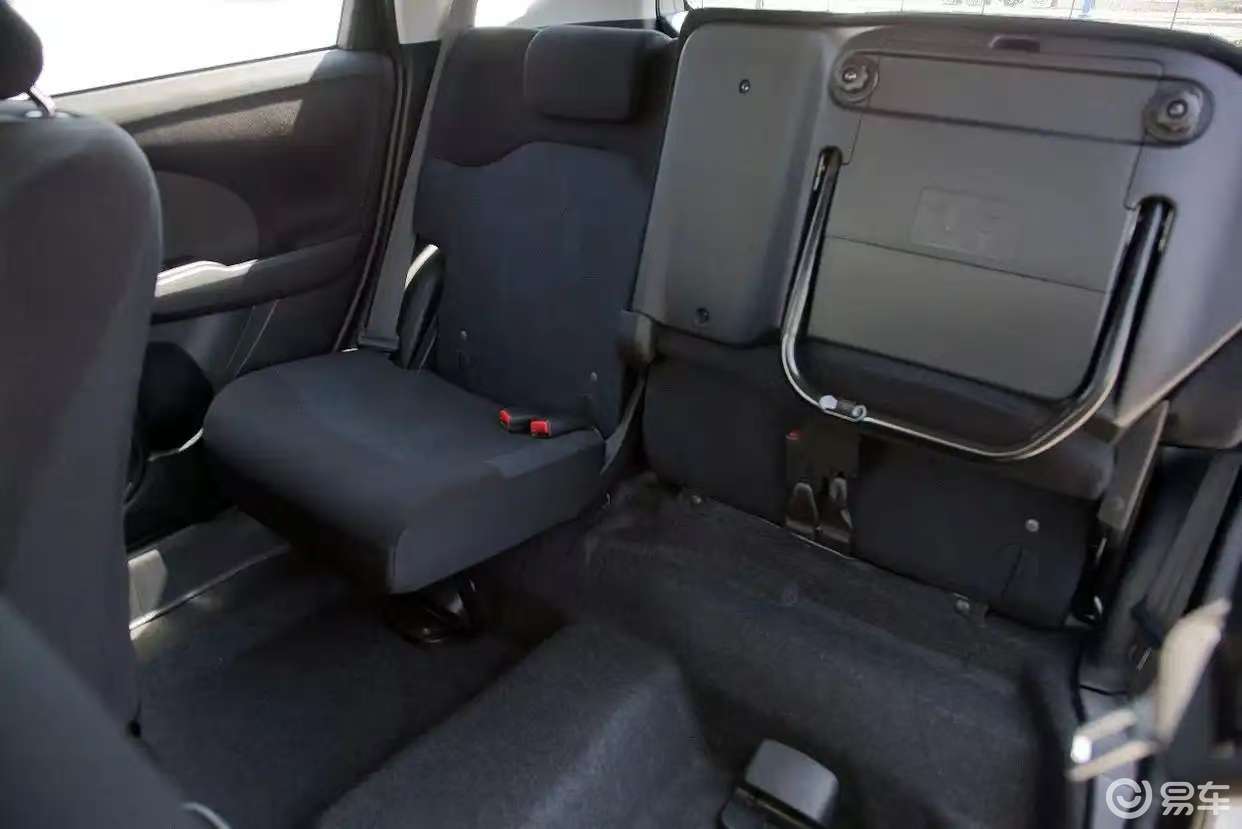 飞度体面收尾，难掩本田窘境！锋兰达热销，彰显丰田务实！