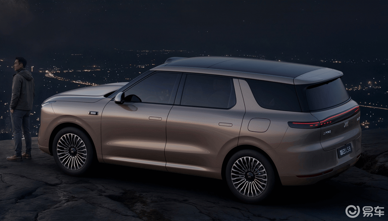 发布AI超级智能体！智己LS8即将开启预售
