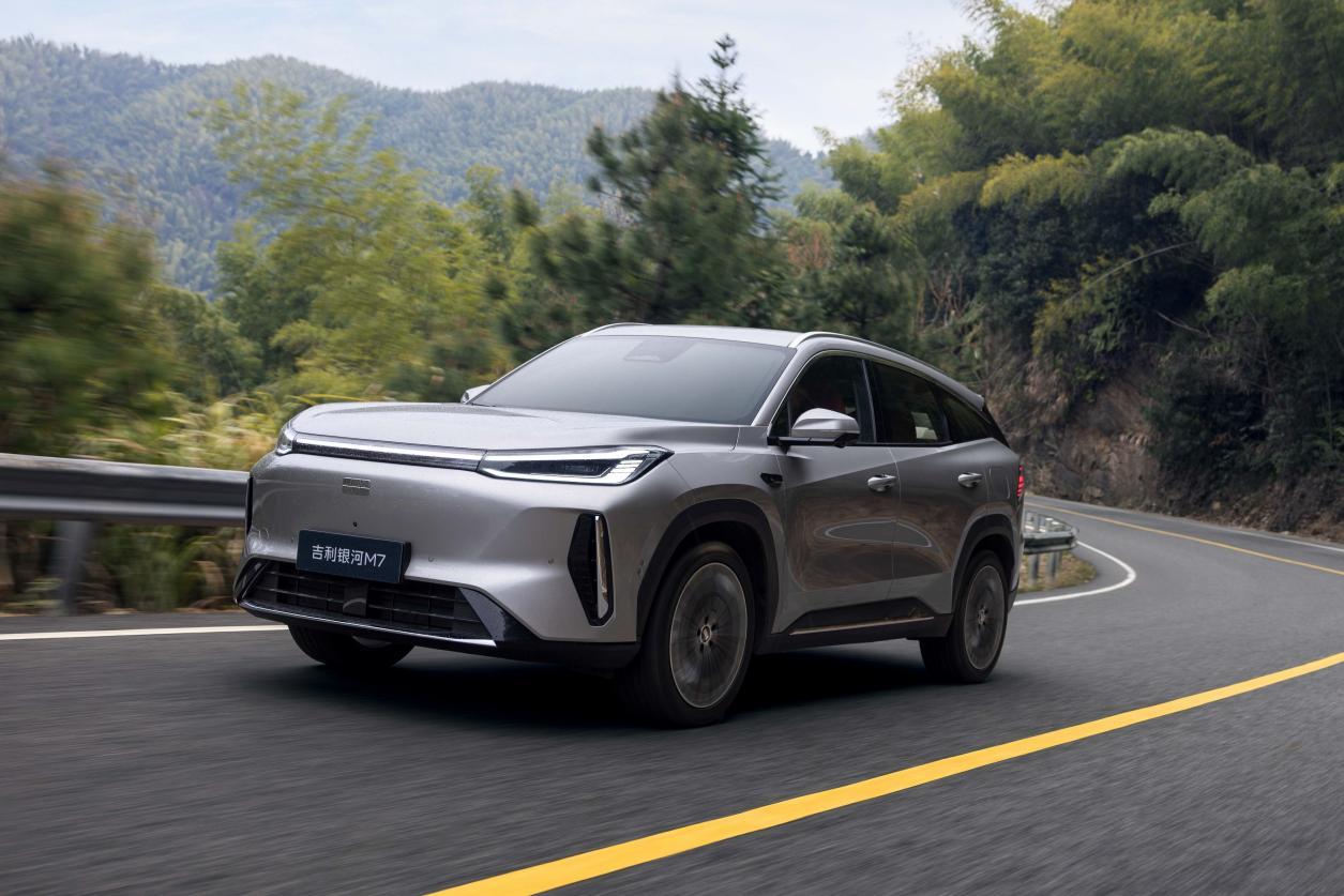 13.98万起,续航1730km,吉利银河M7预售