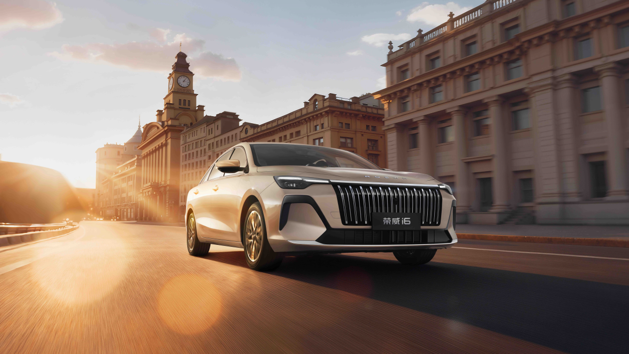 预售6.59万元起，荣威i6打造省心耐用的国民家轿