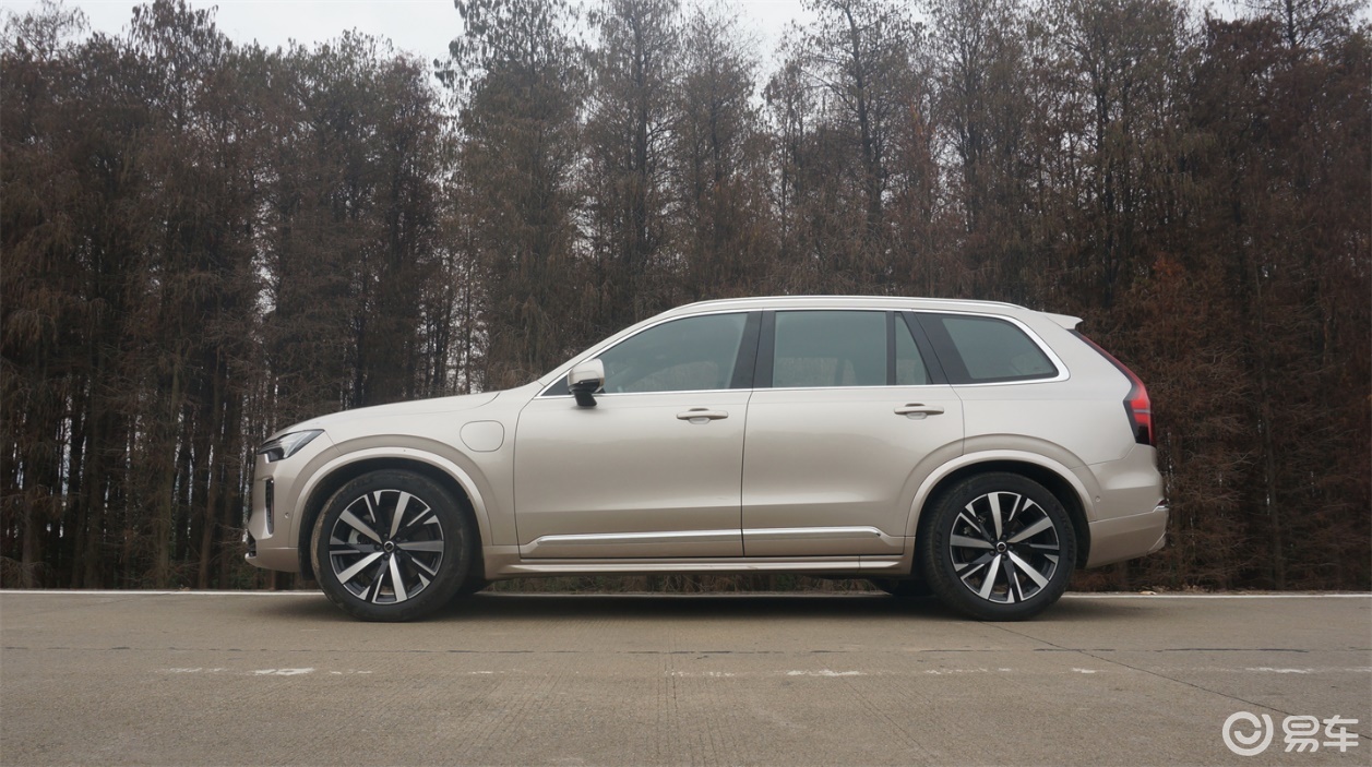 试沃尔沃XC90 T8:是不是新能源不重要,重要的是腔调