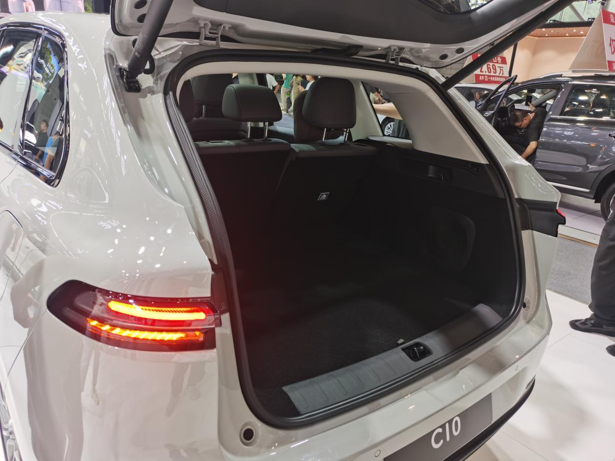 不到15万的纯电SUV!家用选谁?