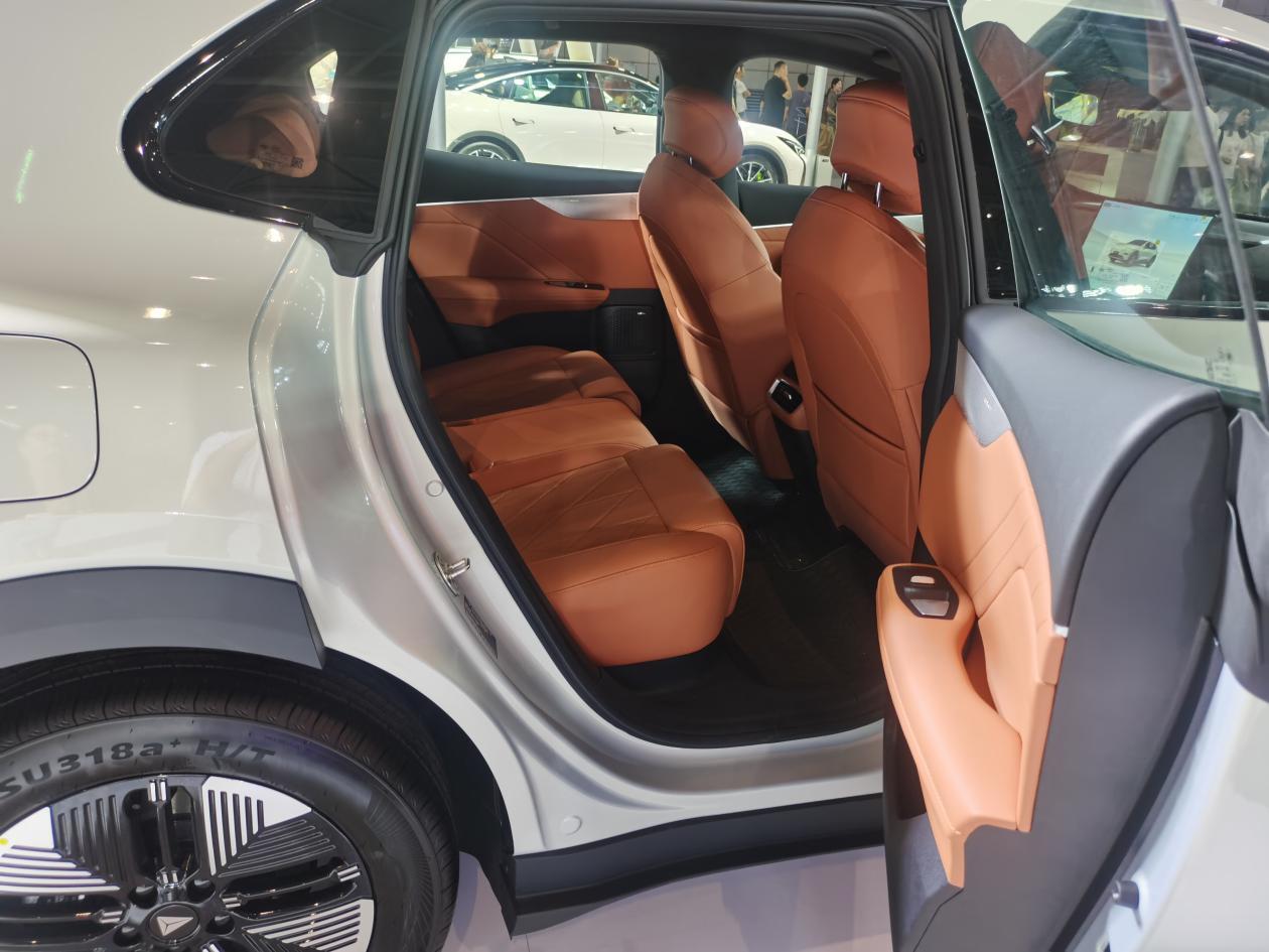 不到15万的纯电SUV!家用选谁?