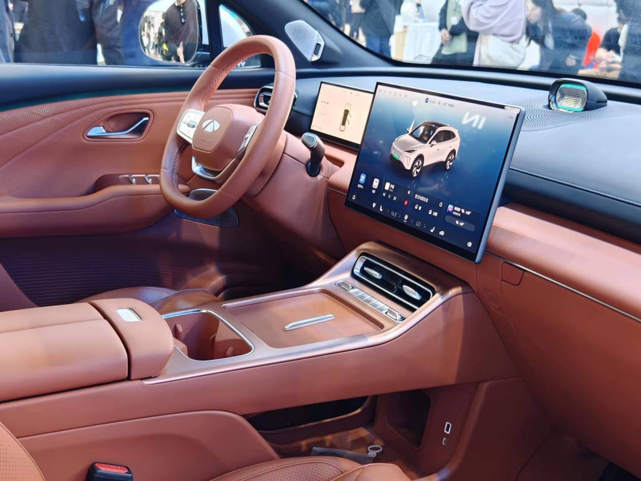 13.99 万起！风云 T9L 重构 SUV 价值标杆