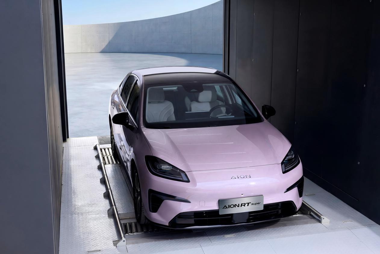 埃安RT super换电版,换电竟比加油还要快