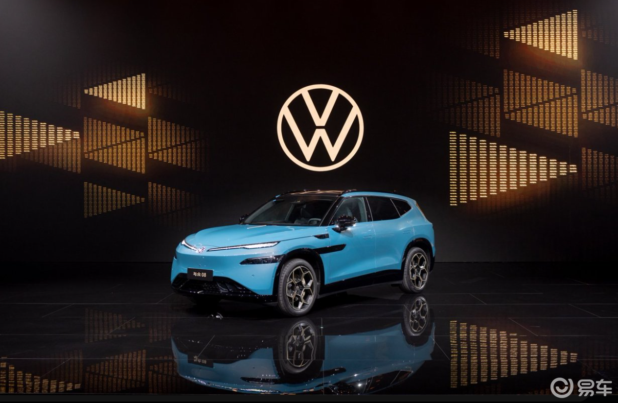 标配1500TOPS算力、超3米轴距,与众08开启预售