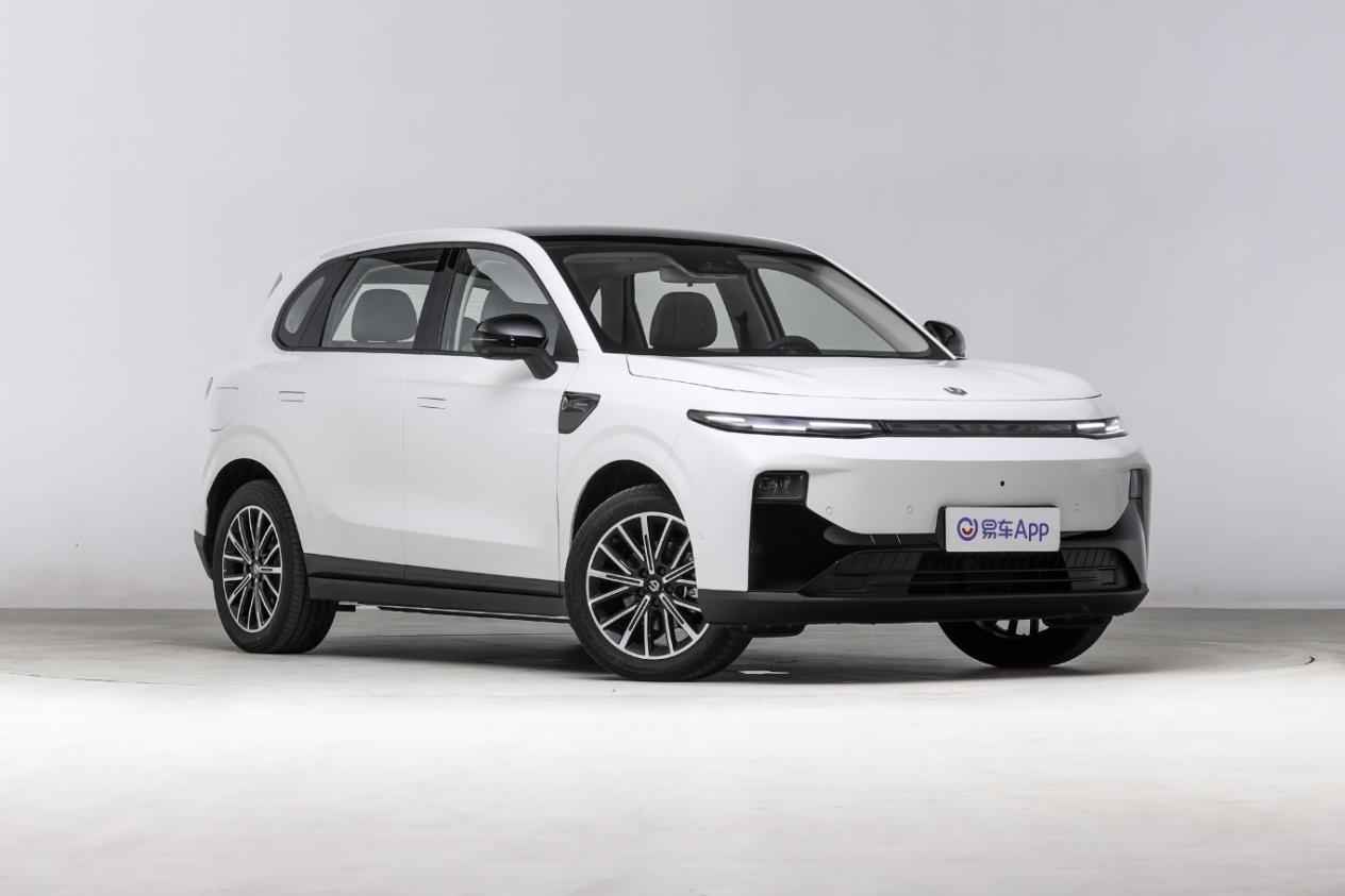 15万预算智能纯电SUV，深蓝S05和零跑B10该选谁？
