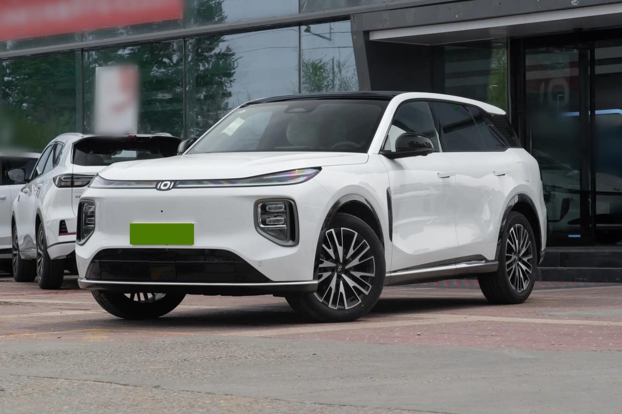 启源Q07 VS 宋L DM-i,15万该买哪台SUV?