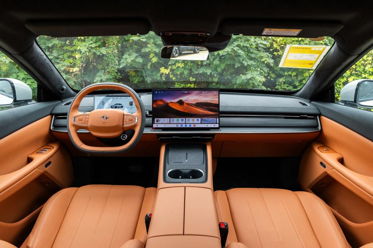 激光雷达+8295,轿跑配四驱,增程/纯电,续航650