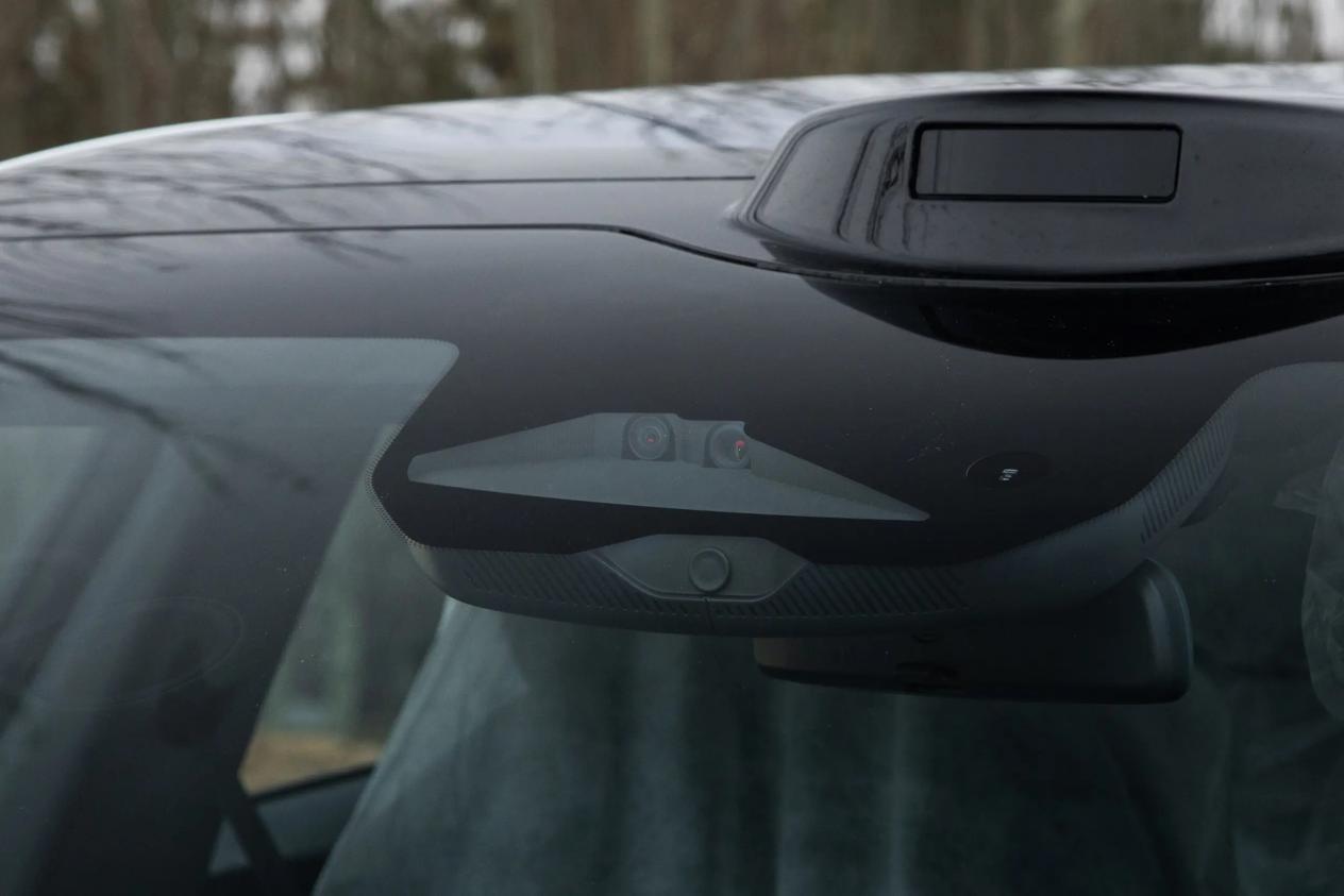 激光雷达+8295，轿跑配四驱，增程/纯电，续航650