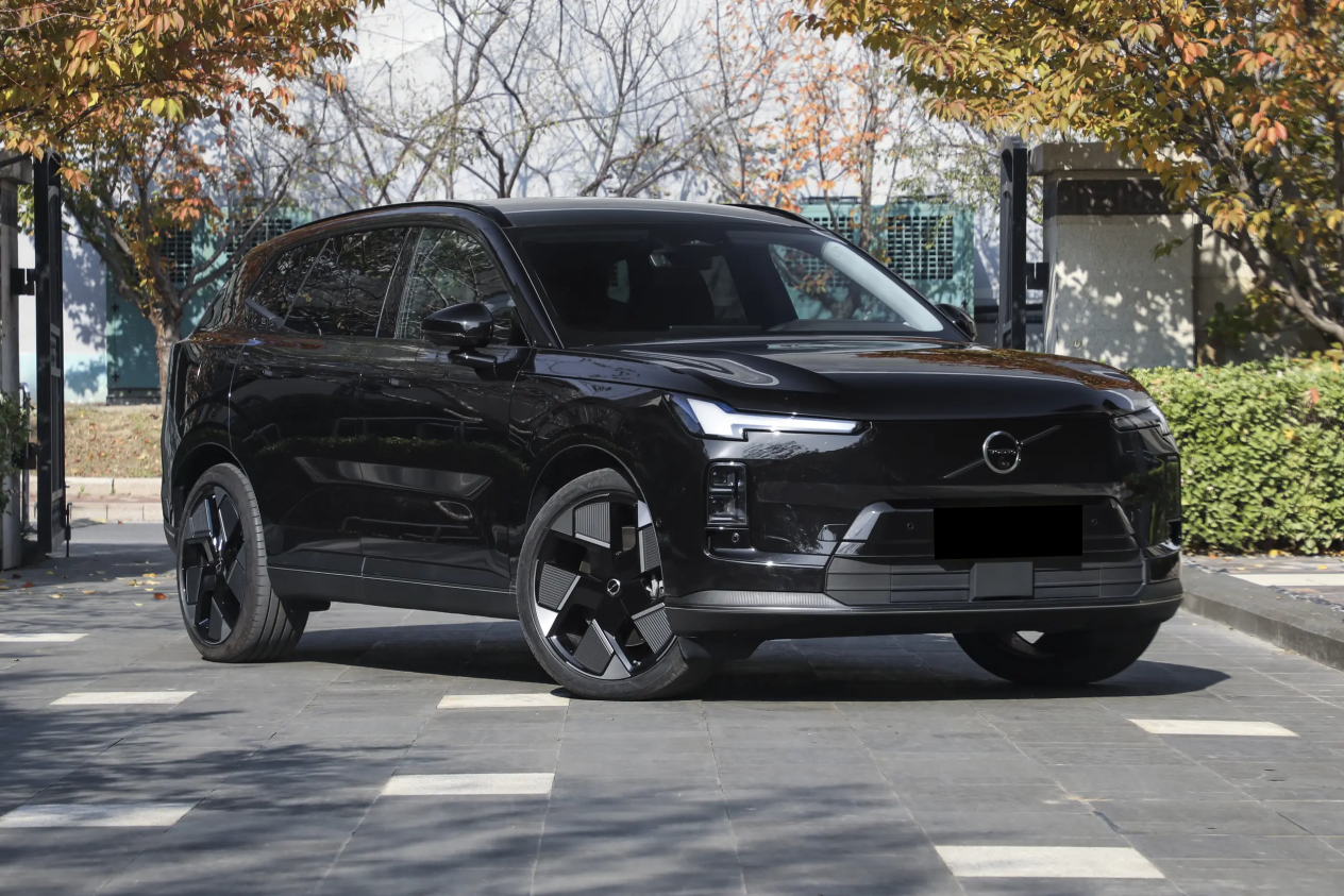 谁是精打细算的科技范？对比沃尔沃XC70与奥迪Q5L