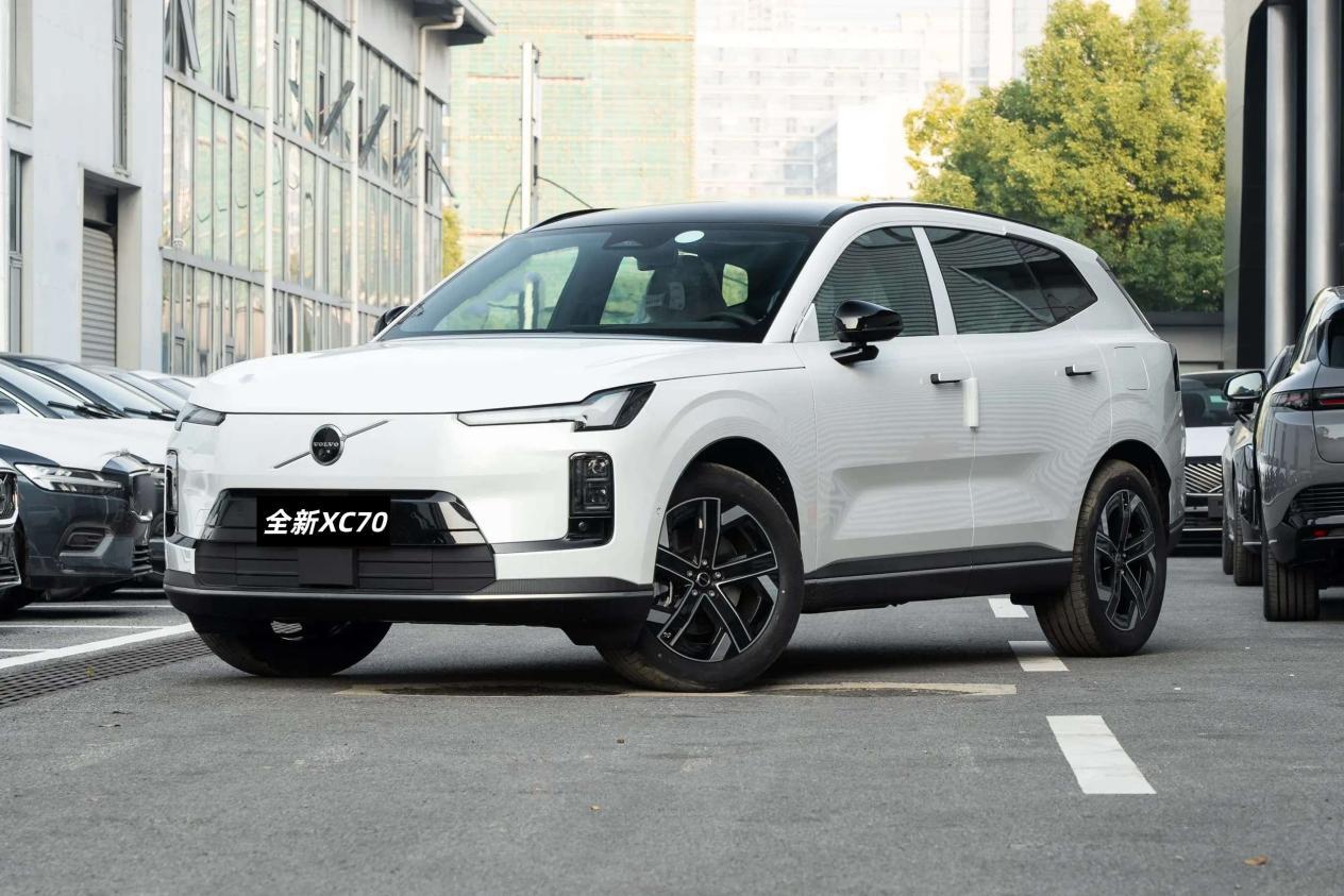 正面硬刚，全新奥迪Q5L和沃尔沃全新XC70，谁能胜出?