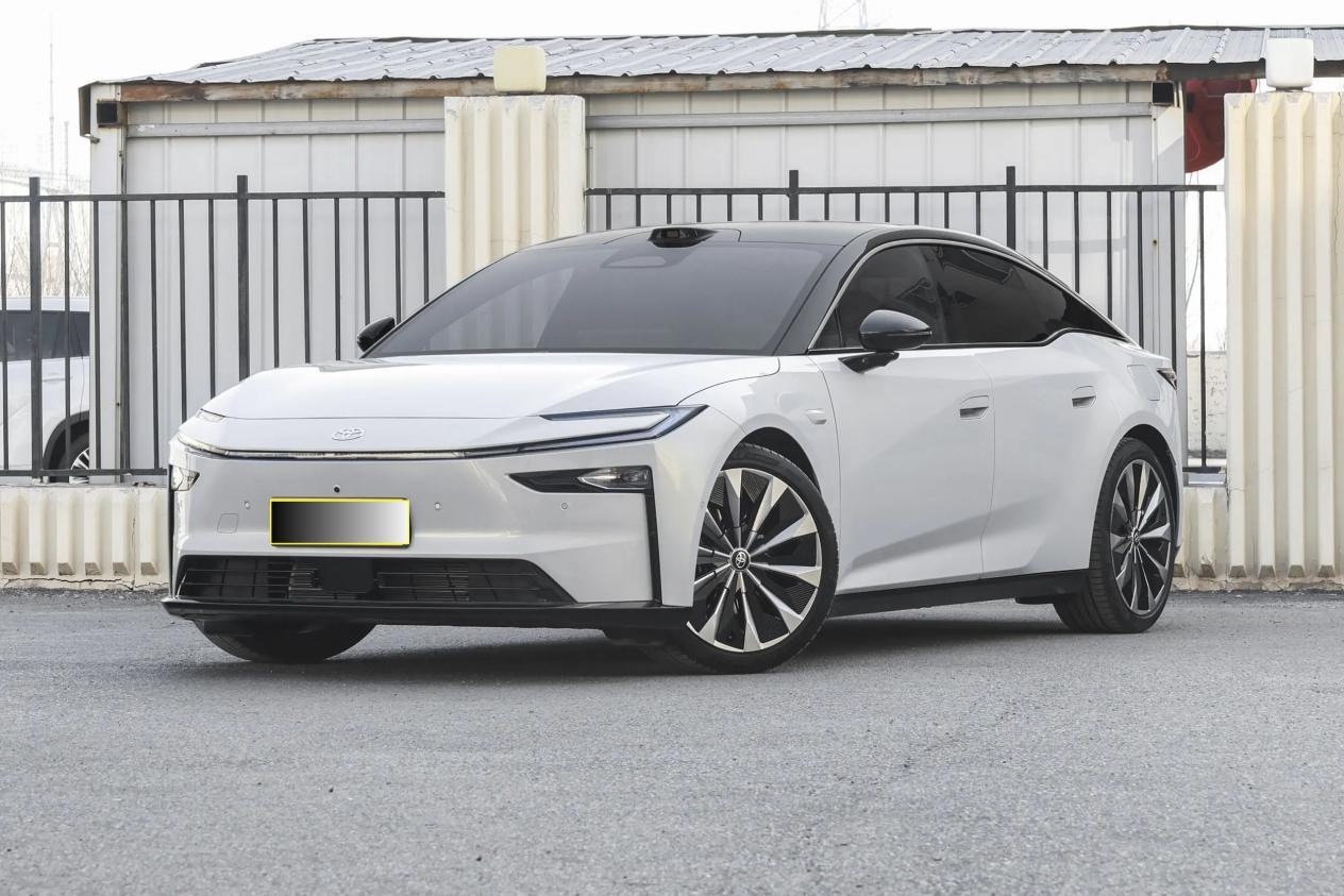 二十万级的合资轿车？鸿蒙座舱+激光雷达，续航710km