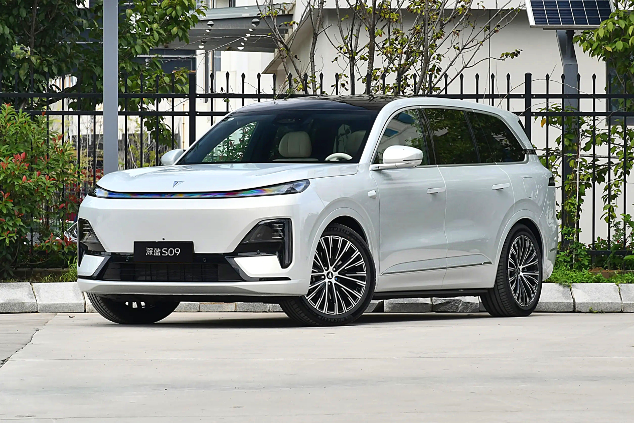 长途返乡大考验！深蓝S09VS银河M9，谁更懂家庭需求？