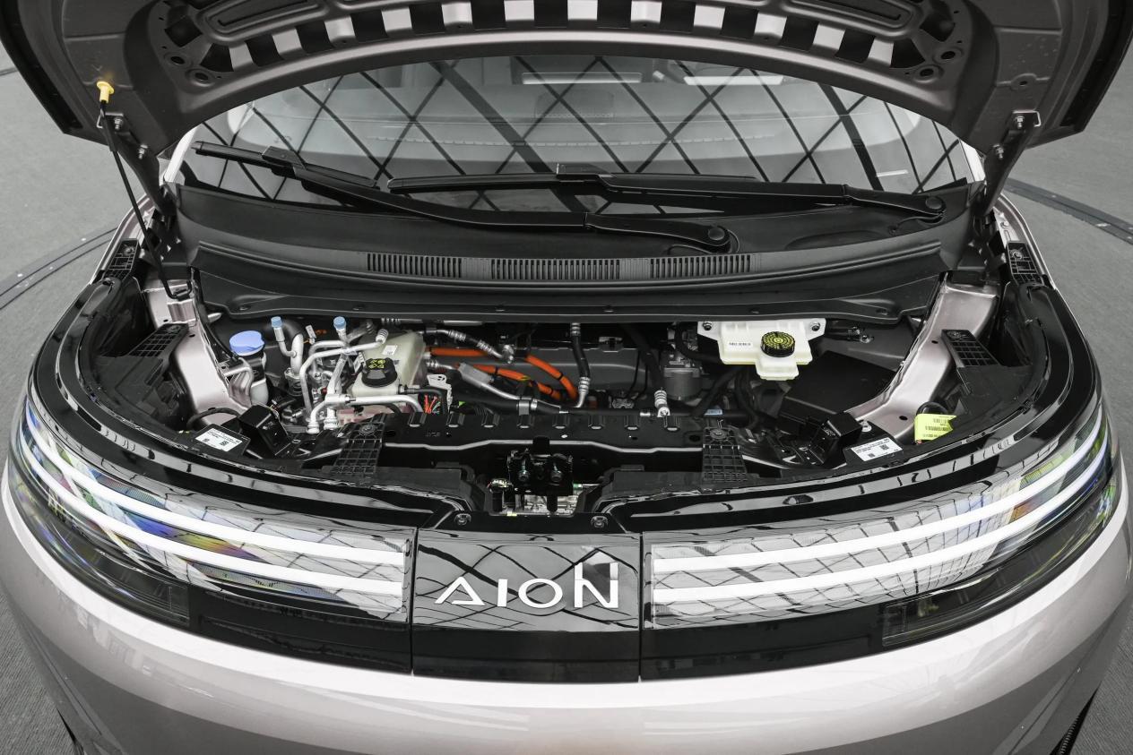 630km续航+激光雷达,主打大五座,埃安N60首发亮相