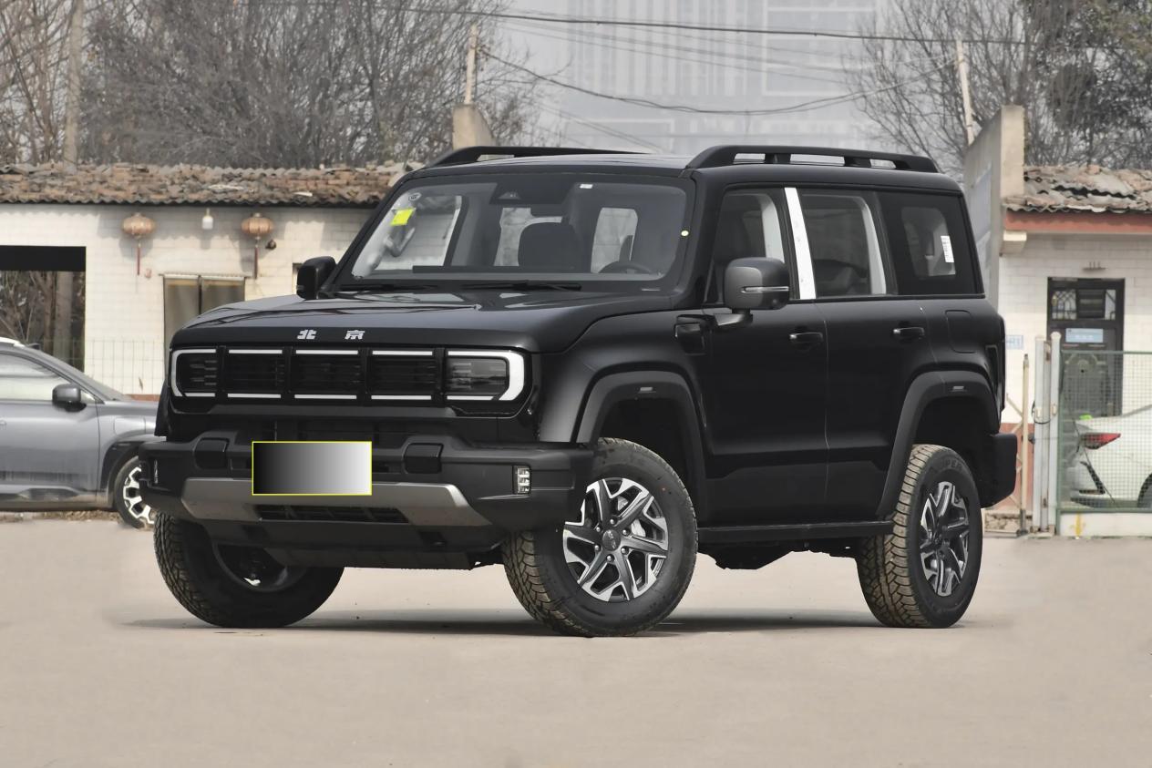 燃油换大屏！L2智驾+三把差速锁，硬派越野再升级！