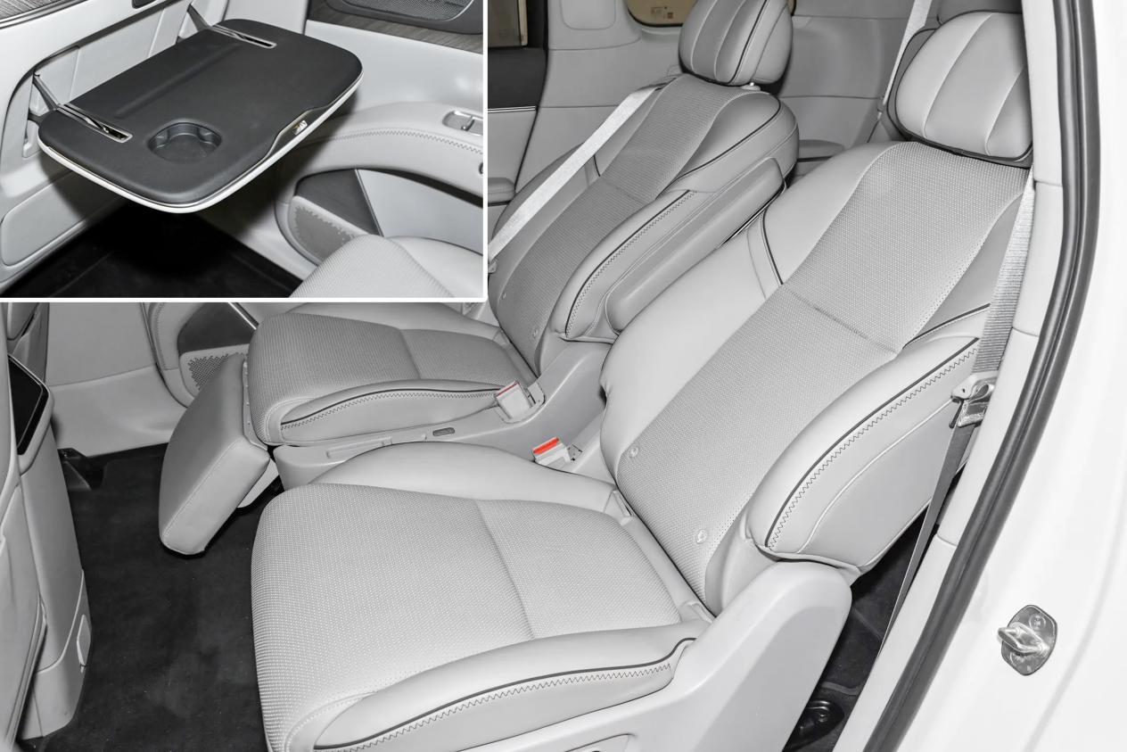 30万级硬刚40万+？四款9系旗舰SUV内饰大横评