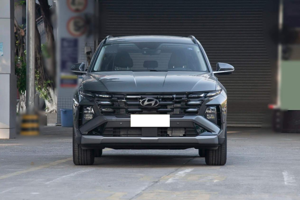 十七八万买燃油SUV，现代途胜和丰田RAV4荣放，选谁？
