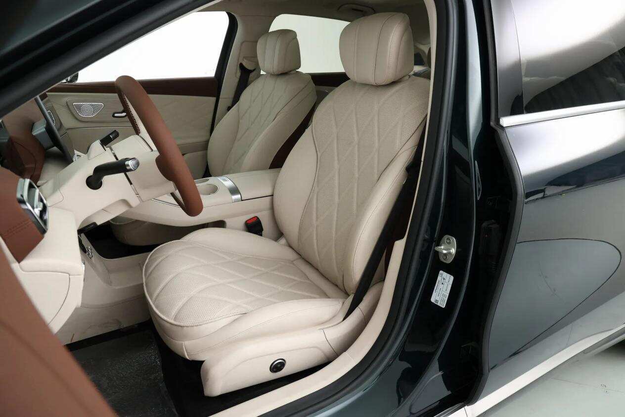 中大型混动轿车之争,选谁更合适?