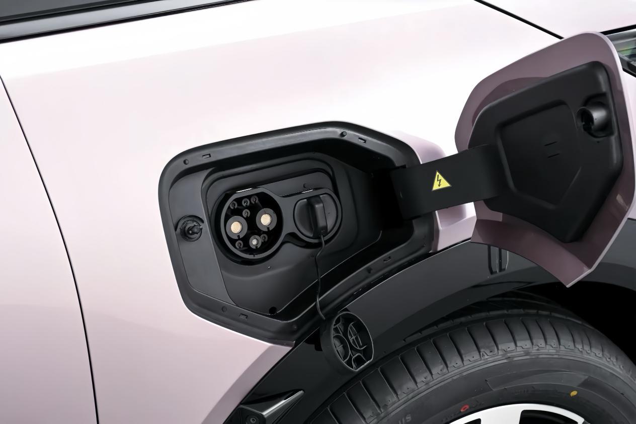 15万内标配激光雷达+零重力座椅,埃安N60开启盲订