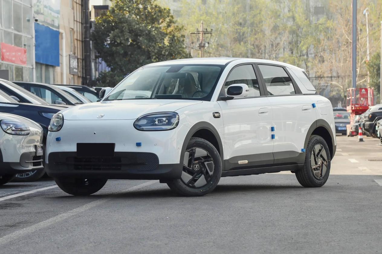 奇瑞QQ复活?310km续航+后驱+独悬,售5.89万起