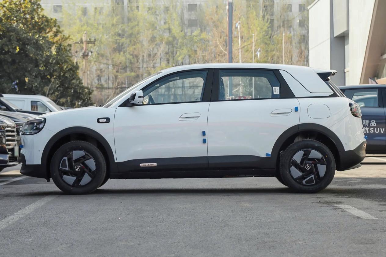 奇瑞QQ复活?310km续航+后驱+独悬,售5.89万起