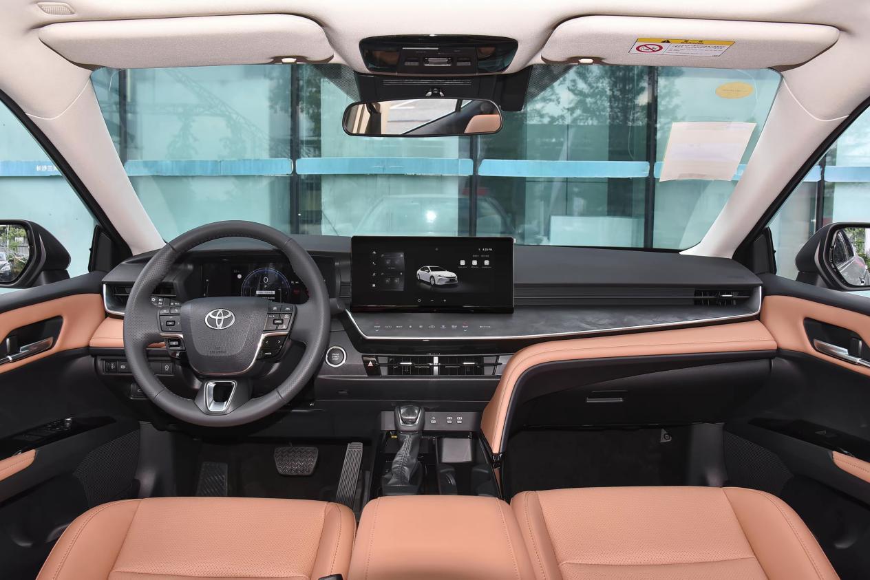 家用商务兼顾?亚洲龙星耀版、雅阁、凯美瑞对比解析,选谁对