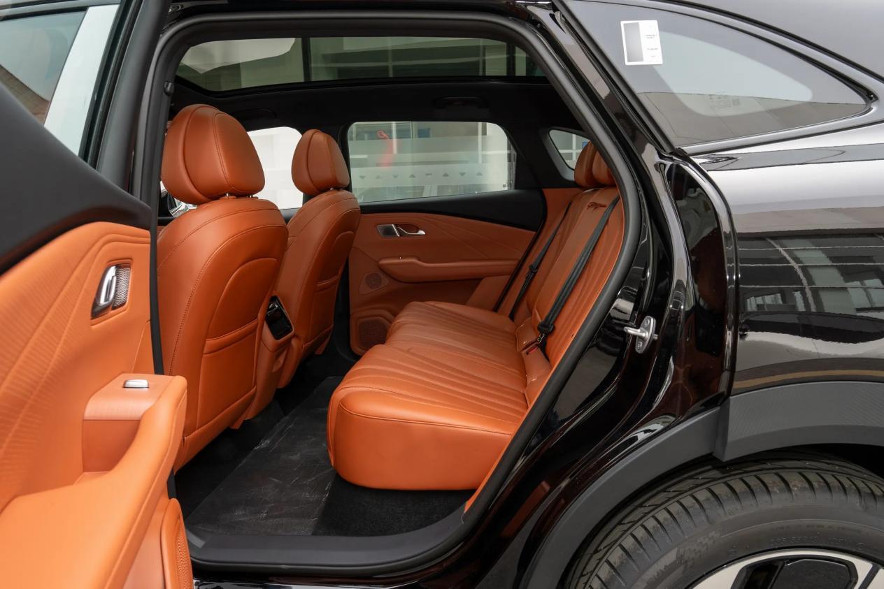 标配猎鹰500+CMD6.0,综合续航超2000km