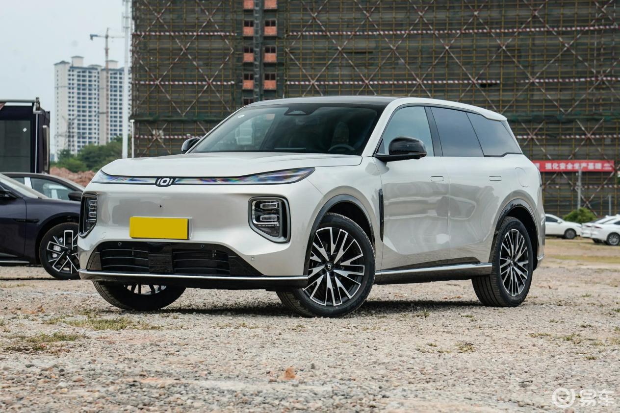 10多万买插混SUV，启源Q07对比宋PLUS DM-i