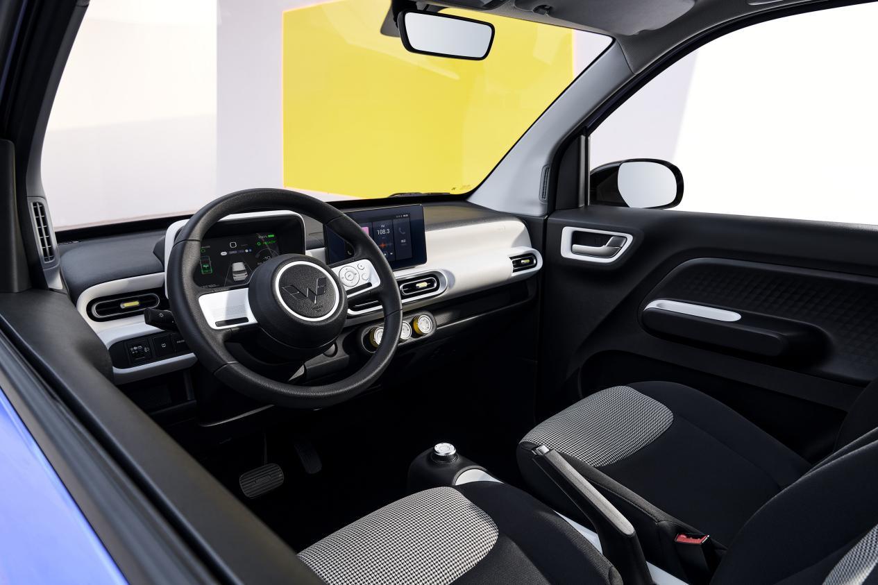 宏光miniev内饰-出风口-倒车影像-易车