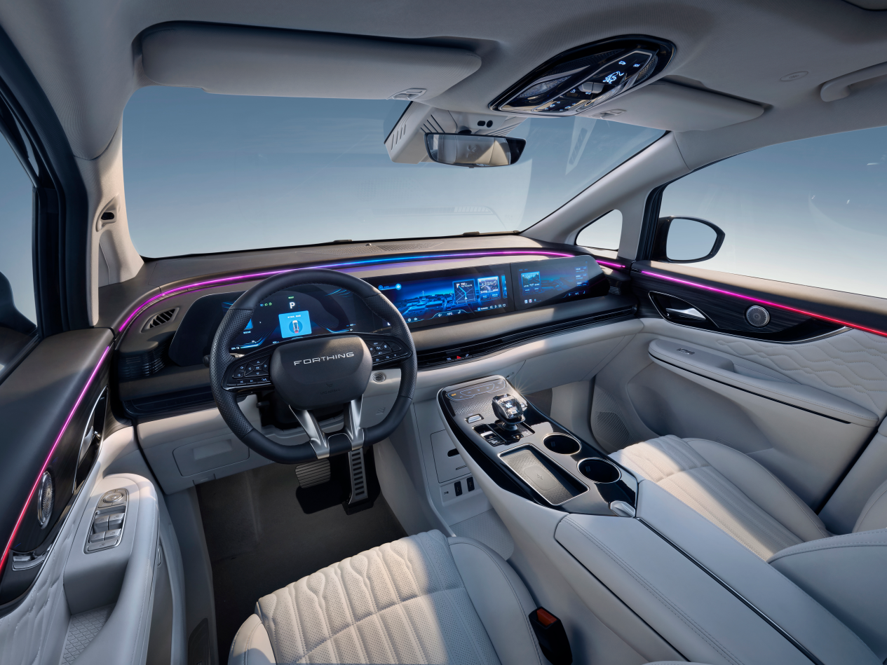 风行星海v9都展现出了卓越的实力和潜力作为自主豪华mpv的翘楚和