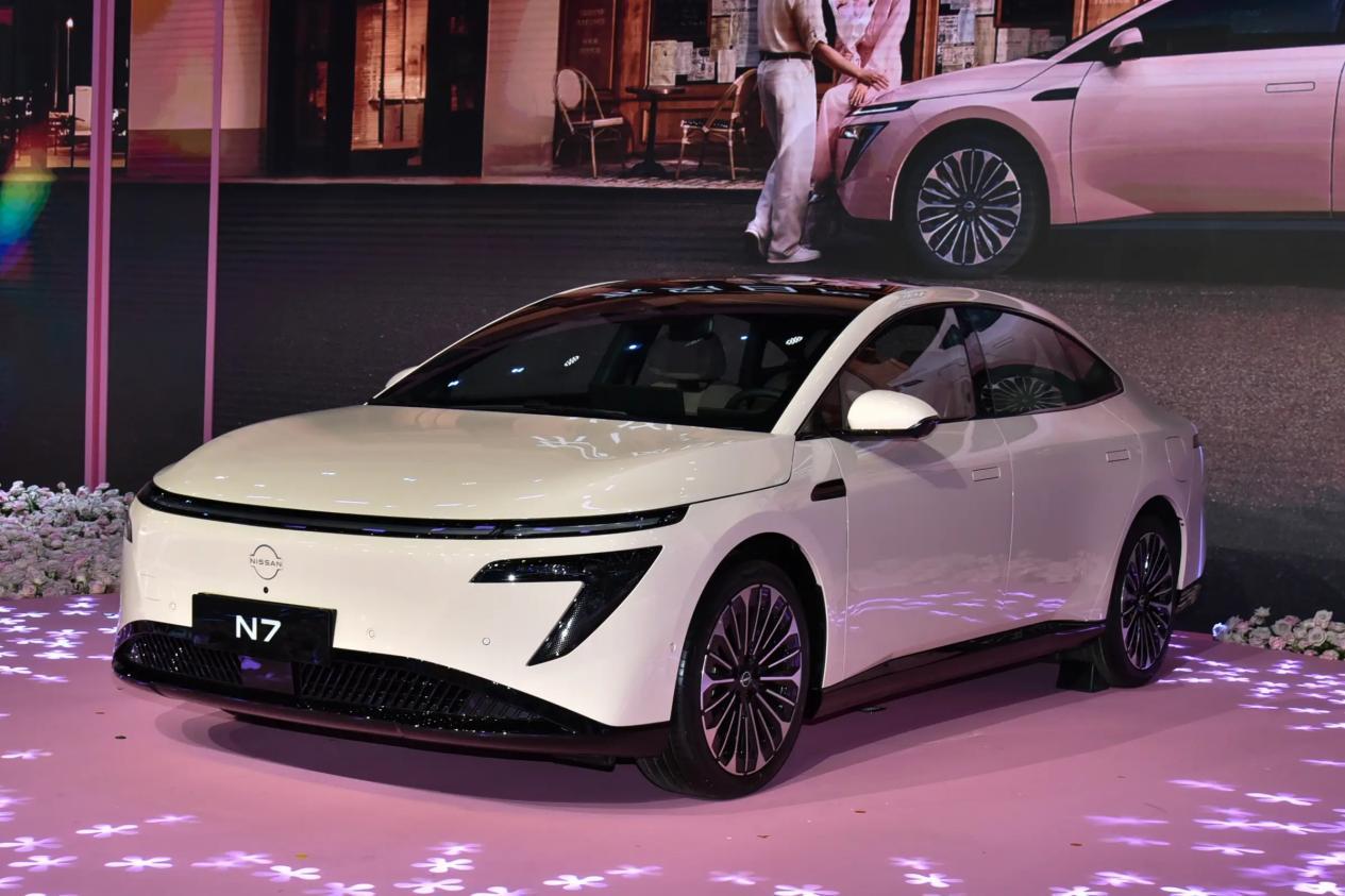 追求智能与舒适，日产N7和长安启源A06，谁更有话语权？