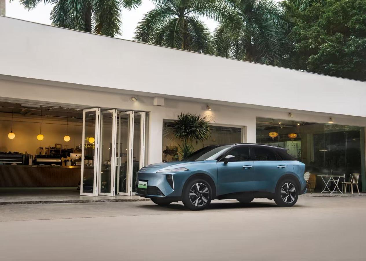 限时权益价9.99万元起 启辰大V DD-i虎鲸正式上市