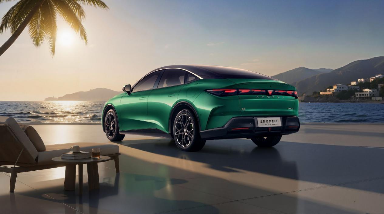 新款极狐阿尔法S5即将预售，内外革新+增程动力