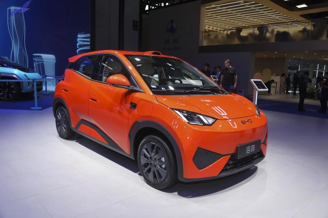 车展实拍比亚迪海鸥，质感升级，带激光雷达