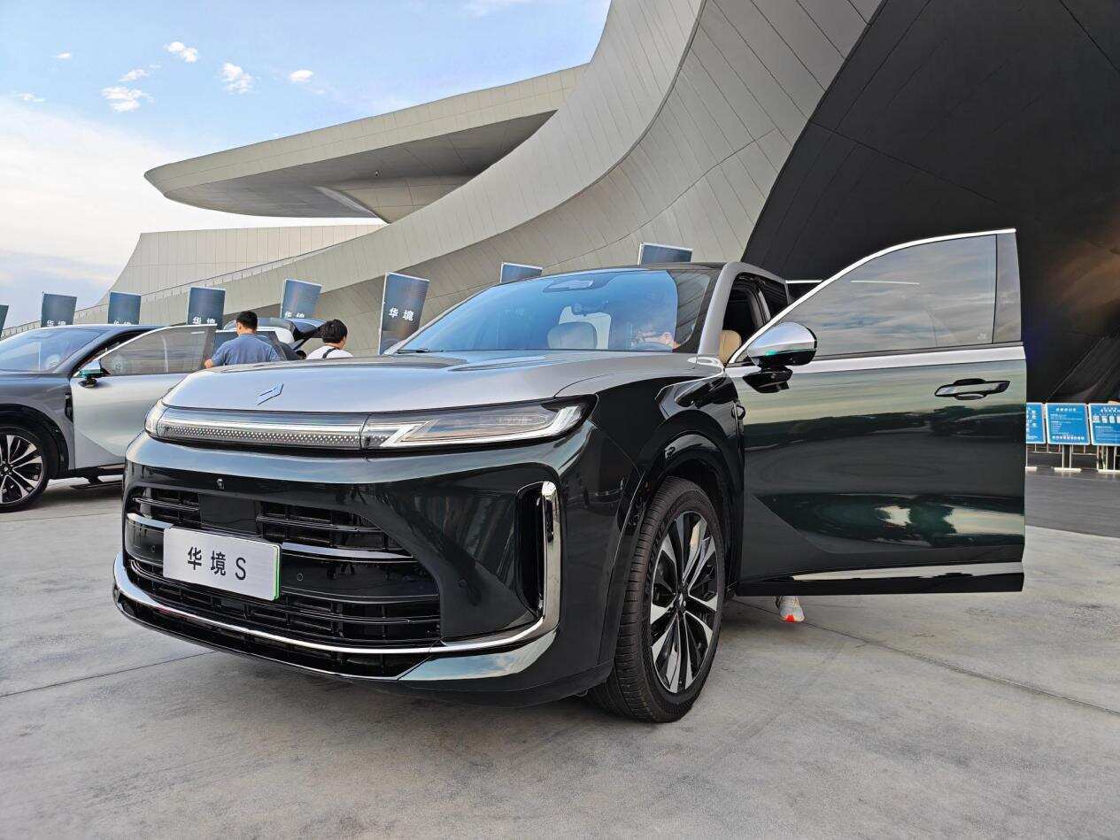 华境S 一台敢把“全家桶”当标配的大六座SUV