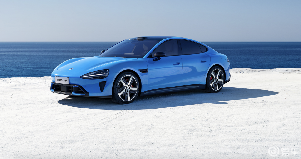 新款小米SU7预售价来了！22.99万起，春节前实车到店