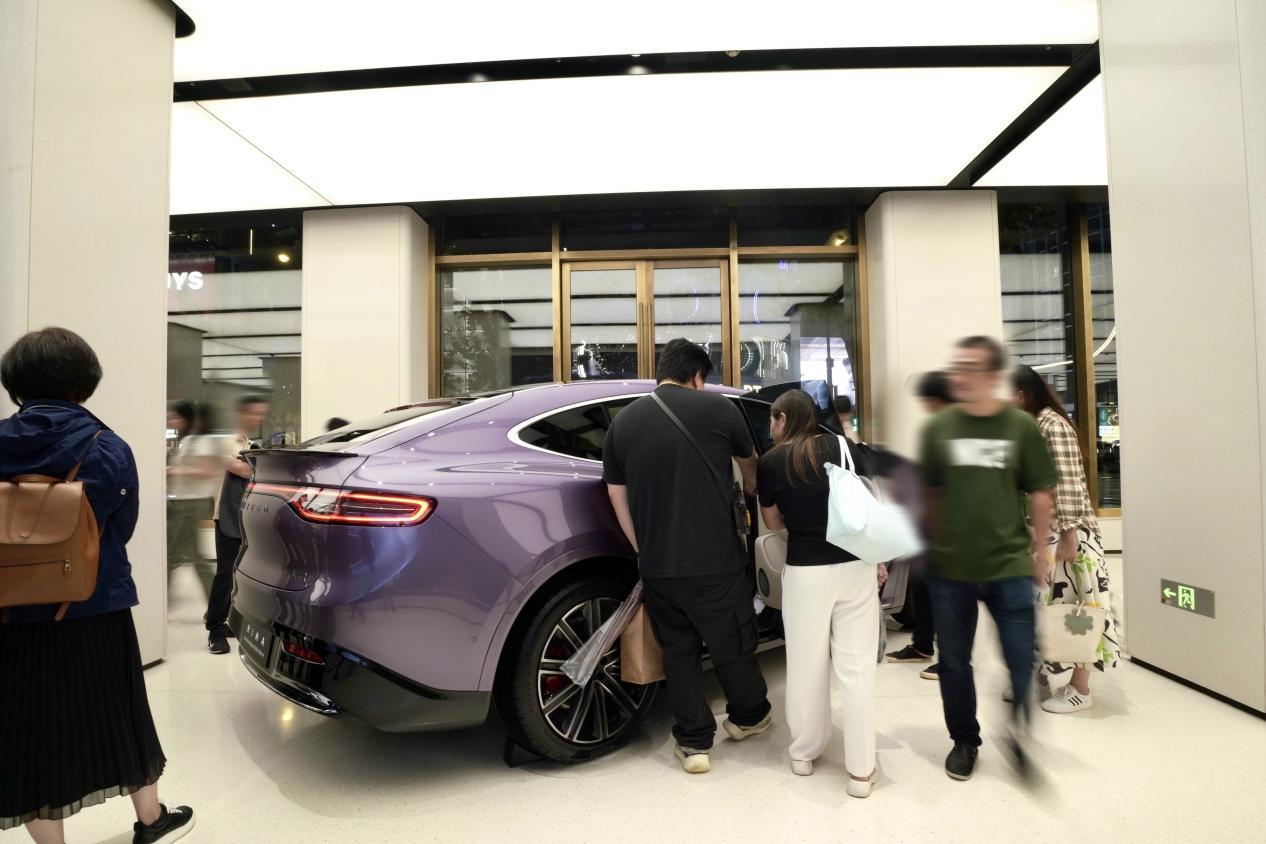 243ed8c7b8e33669d9d97b7bd6f4f9b