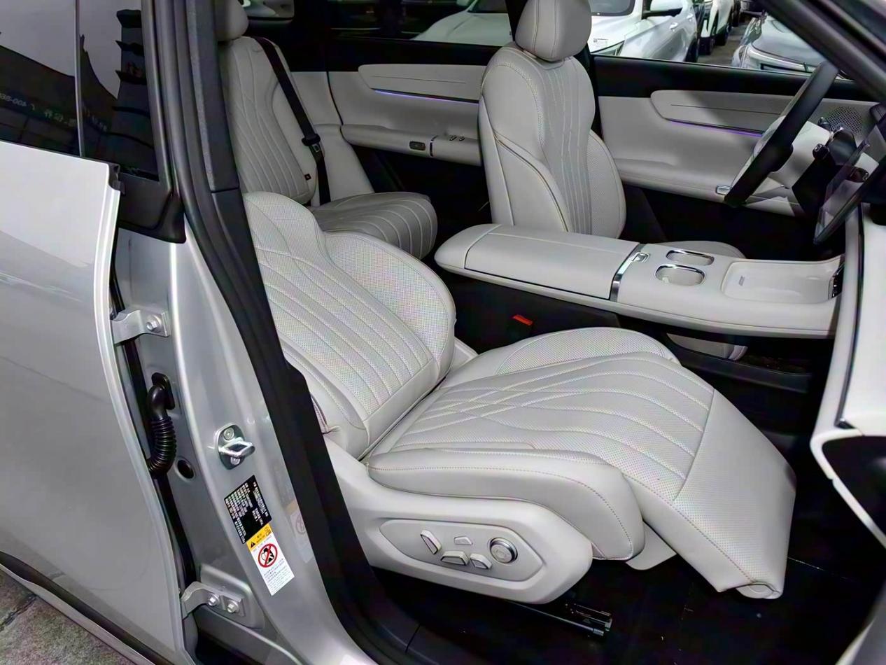 过年返乡双雄会,长安启源Q07激光版Or海狮06DM-i