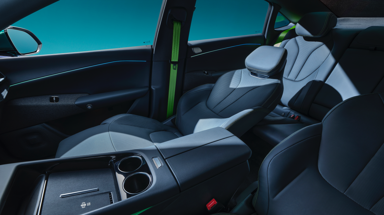 极狐全新阿尔法S5上市9.98万起