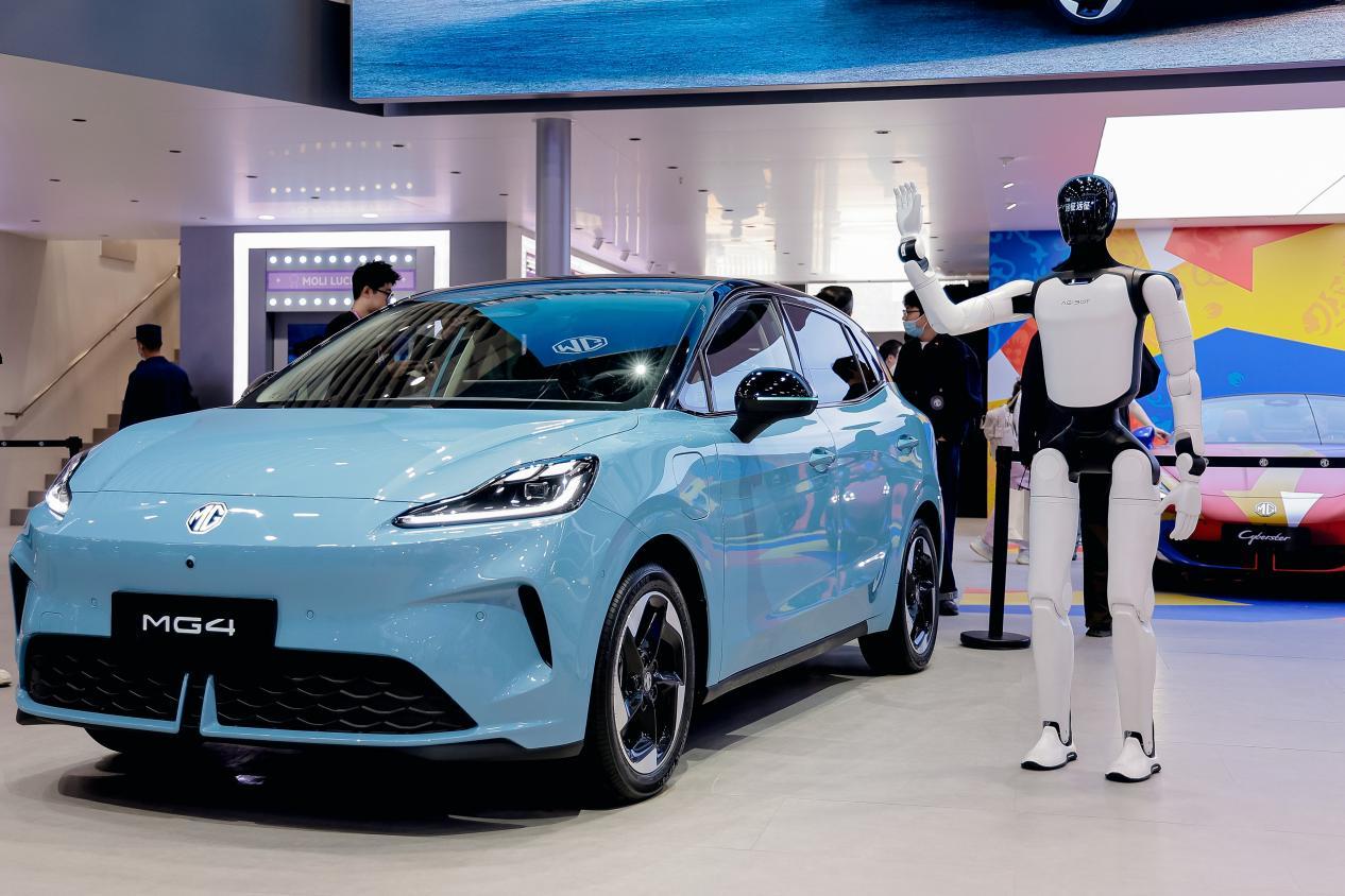 2026款MG4卷王再升级，6.58万起重塑两厢纯电标杆