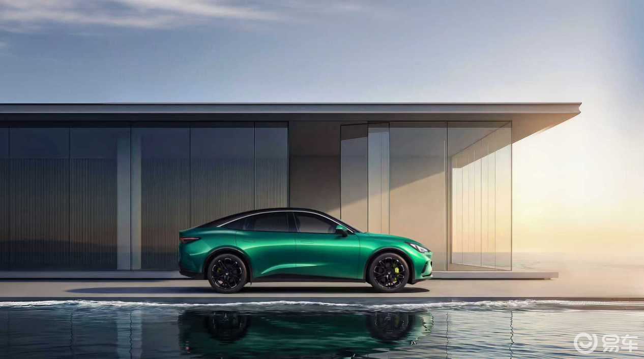 11.28万起配宁德时代,极狐全新阿尔法S5掀桌子?