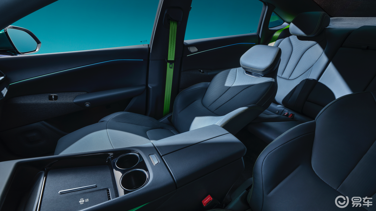 11.28万起配宁德时代,极狐全新阿尔法S5掀桌子?