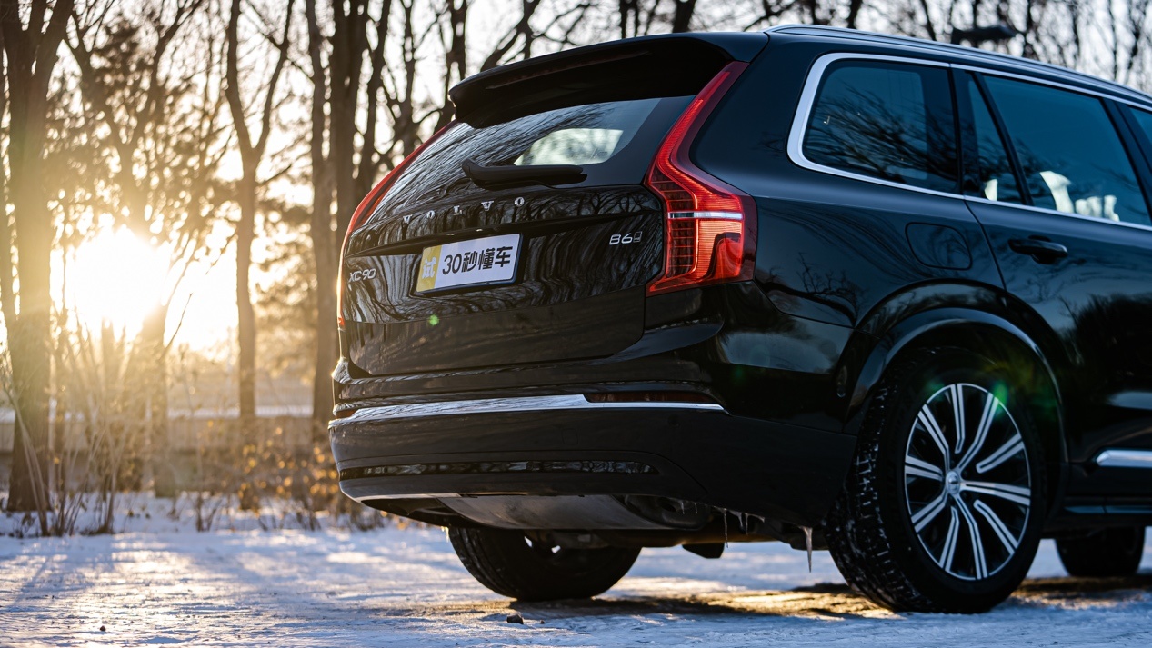 沃爾沃xc90有b5\b6\t8三種動力一月份開年購買沃爾沃