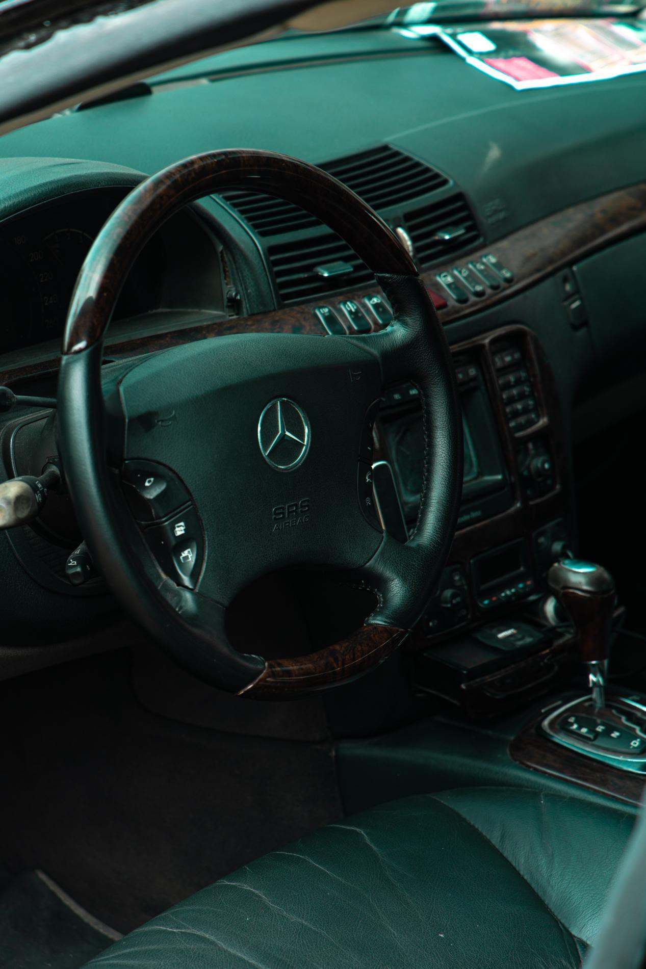 “蝴蝶奔”的优雅蜕变!奔驰S级邂逅JDM VIP改装美学