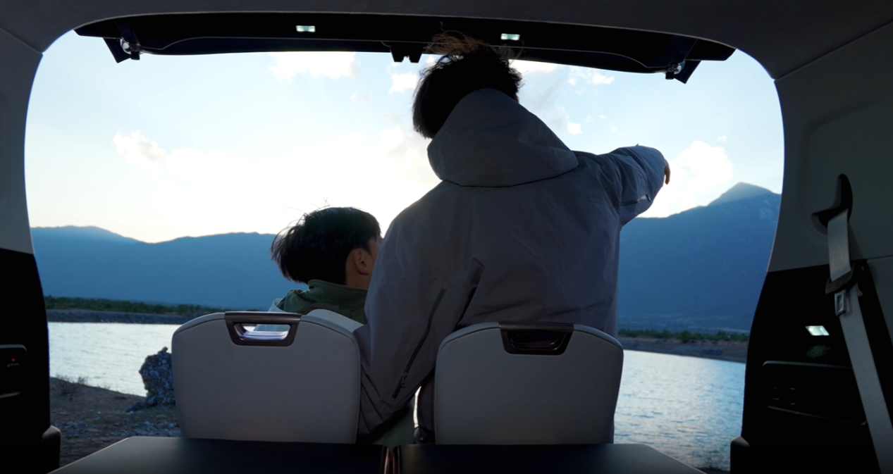 亲子出行不将就!领克900在《爸爸当家》里悄悄圈粉