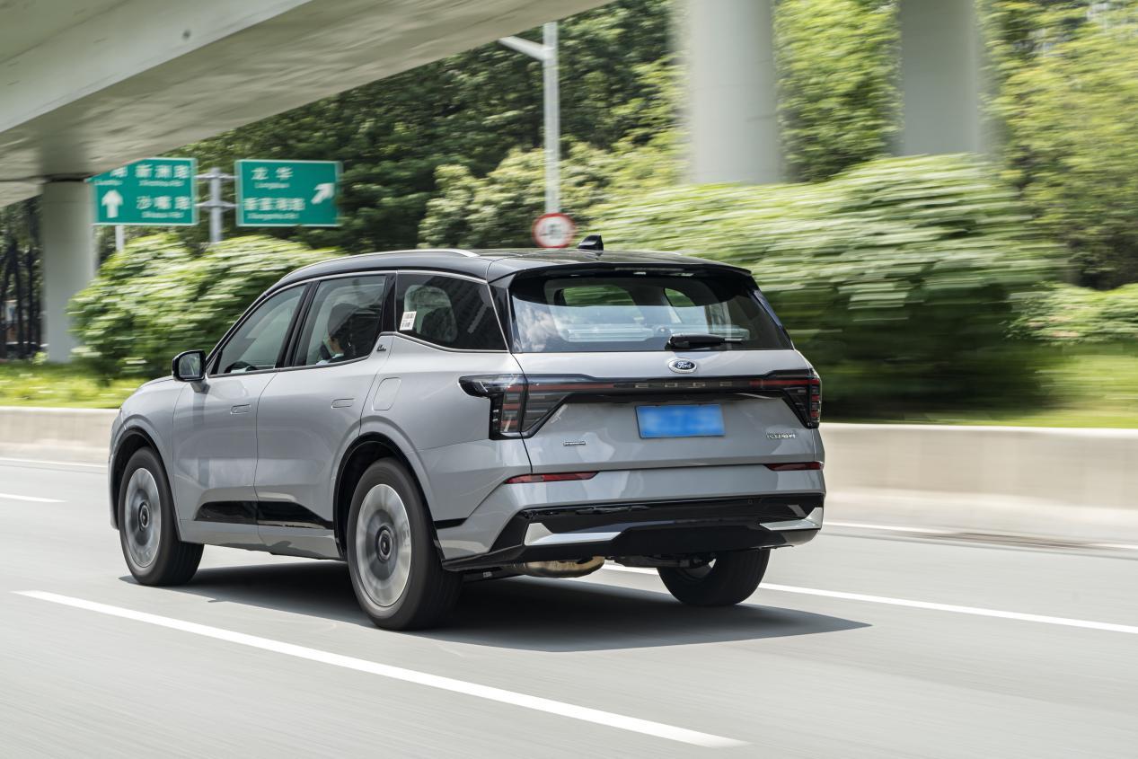 还看啥汉兰达？现在20万不到拿下福特大七座SUV！