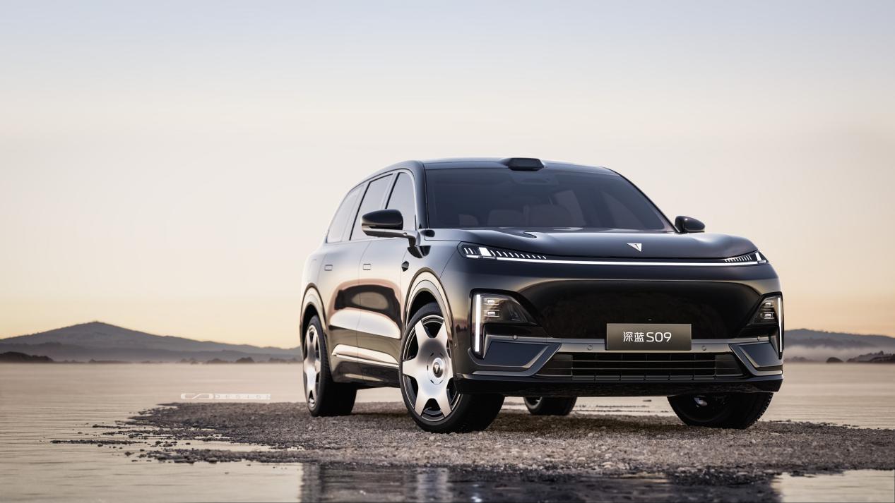 纠结深蓝S09还是全新问界M7？30万六座SUV大PK！